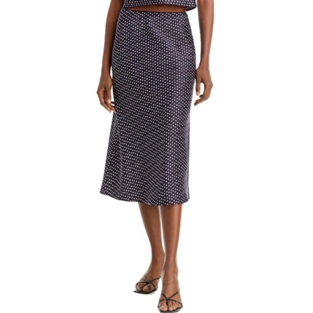 AQUA Brand Women’s navy blue white polka dot design midi skirt.